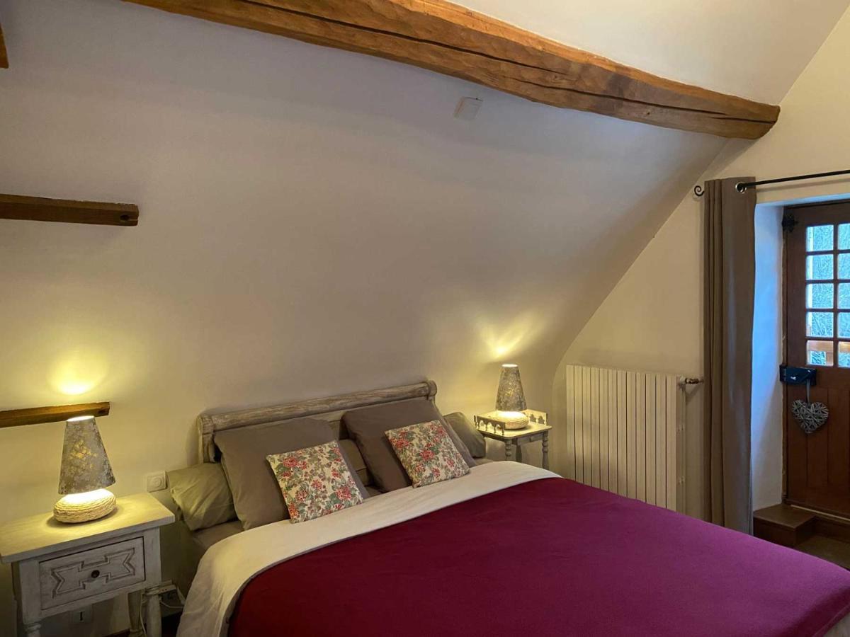 Bed and Breakfast Le Moulin De Pasnel Monteaux Exterior foto